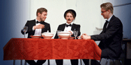 ?Die Schattenb&auml;nker? ? Theater mit Z&uuml;ndstoff
