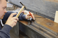 Arbeiten am Schubladensockel