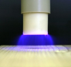 Plasma-Behandlung von Oberfl&auml;chen