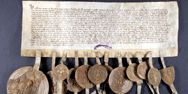 Schwurb&uuml;ndnis vom 10. Dezember 1345, Pergament mit zw&ouml;lf Wachssiegeln, Stadtarchiv Hildesh
