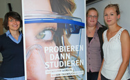 Jennifer Hoffmeister, Monique Siegmann, Henrike D&ouml;rner