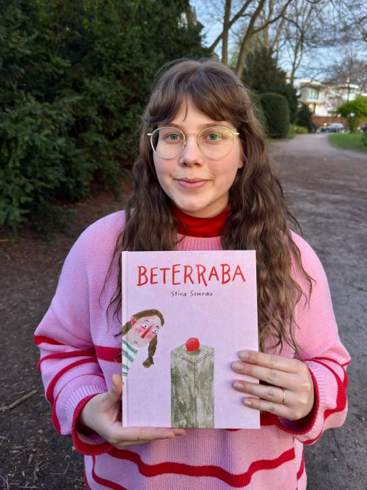 Foto mit Buch_1